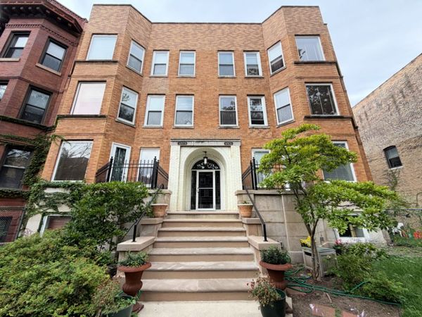 4921 N Winthrop Avenue , Unit 1, Chicago, IL 60640