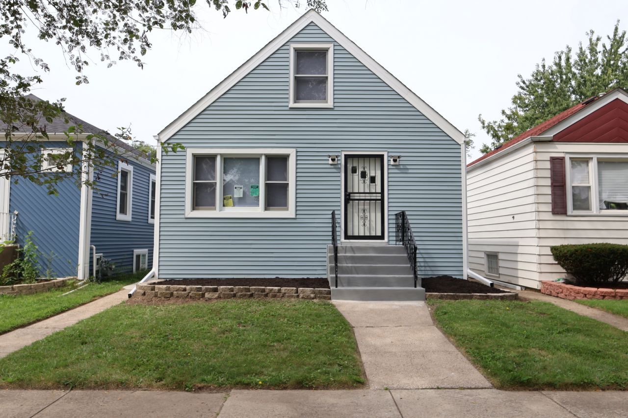 12414 S Aberdeen Street, Calumet Park, IL 60827 Main Photo