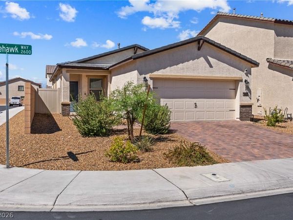 2687 Pavehawk Way, Las Vegas, NV 89156