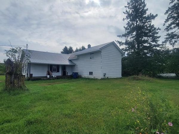3585 Highway 49, Rosholt, WI 54473
