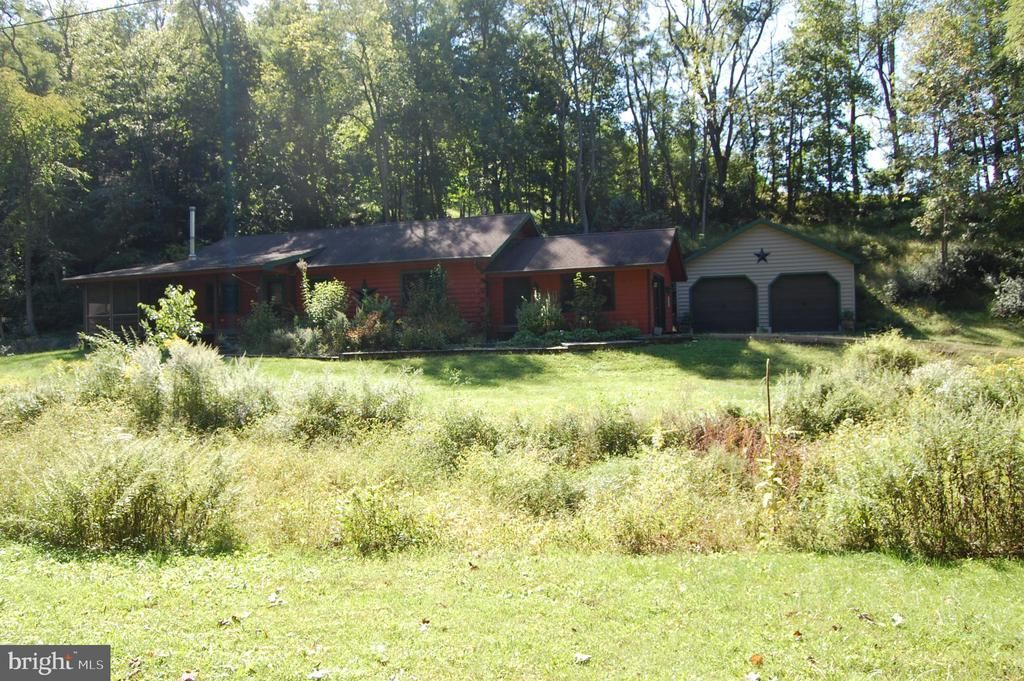 20 HIDDEN HILL LANE, ROBESONIA, PA 19551