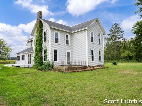 7265 W Carson City Road, Greenville, MI 48838