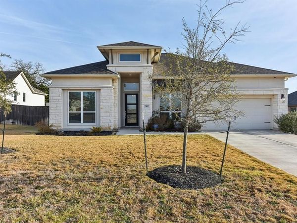 163 Kellogg LN, Bastrop, TX 78602