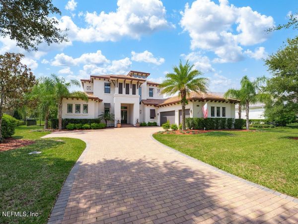 5244 COMMISSIONERS Drive, Jacksonville, FL 32224