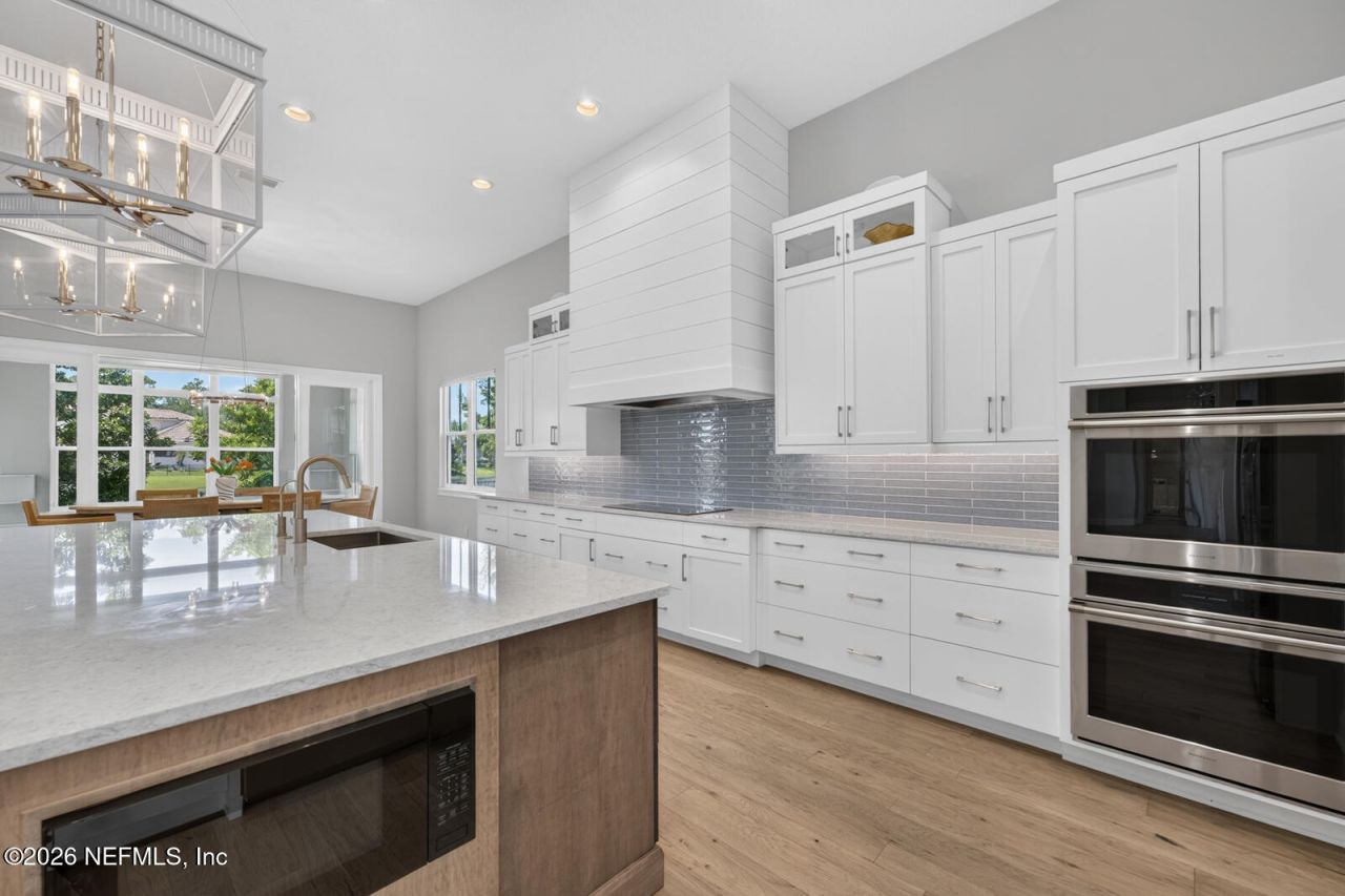 5244 Commissioners Drive, Jacksonville, FL 32224 Photo