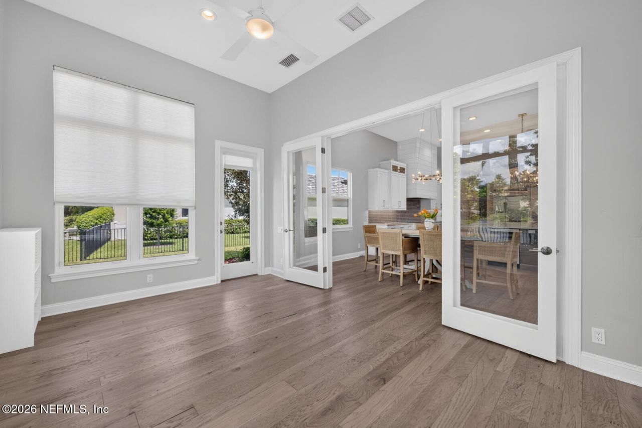 5244 Commissioners Drive, Jacksonville, FL 32224 Photo