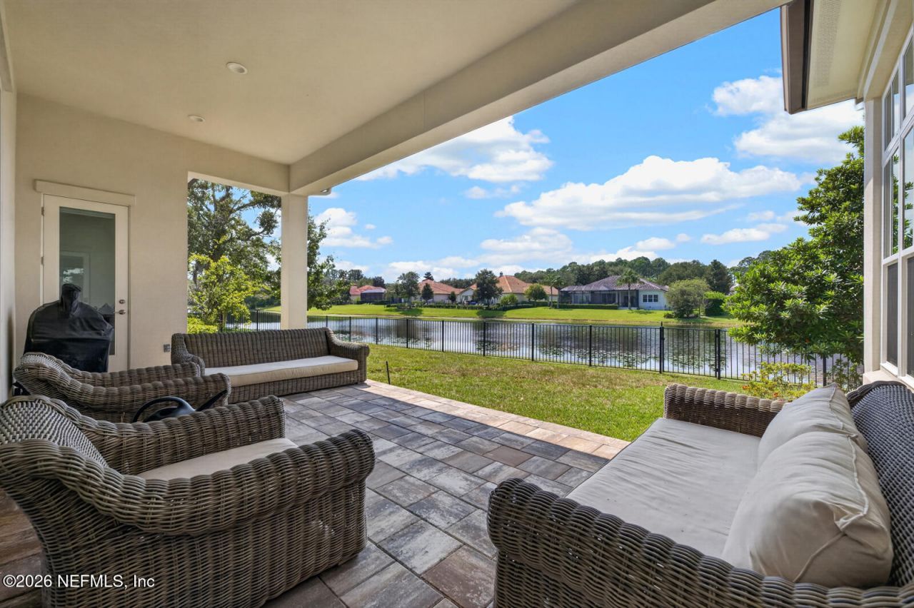 5244 Commissioners Drive, Jacksonville, FL 32224 Photo