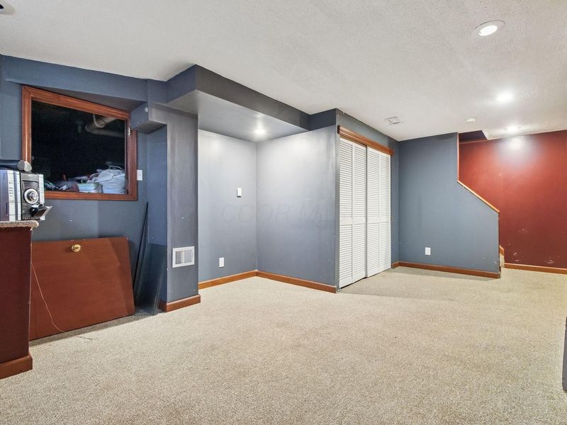 3033 Benchmark Drive , Columbus, OH 43219 Photo 26