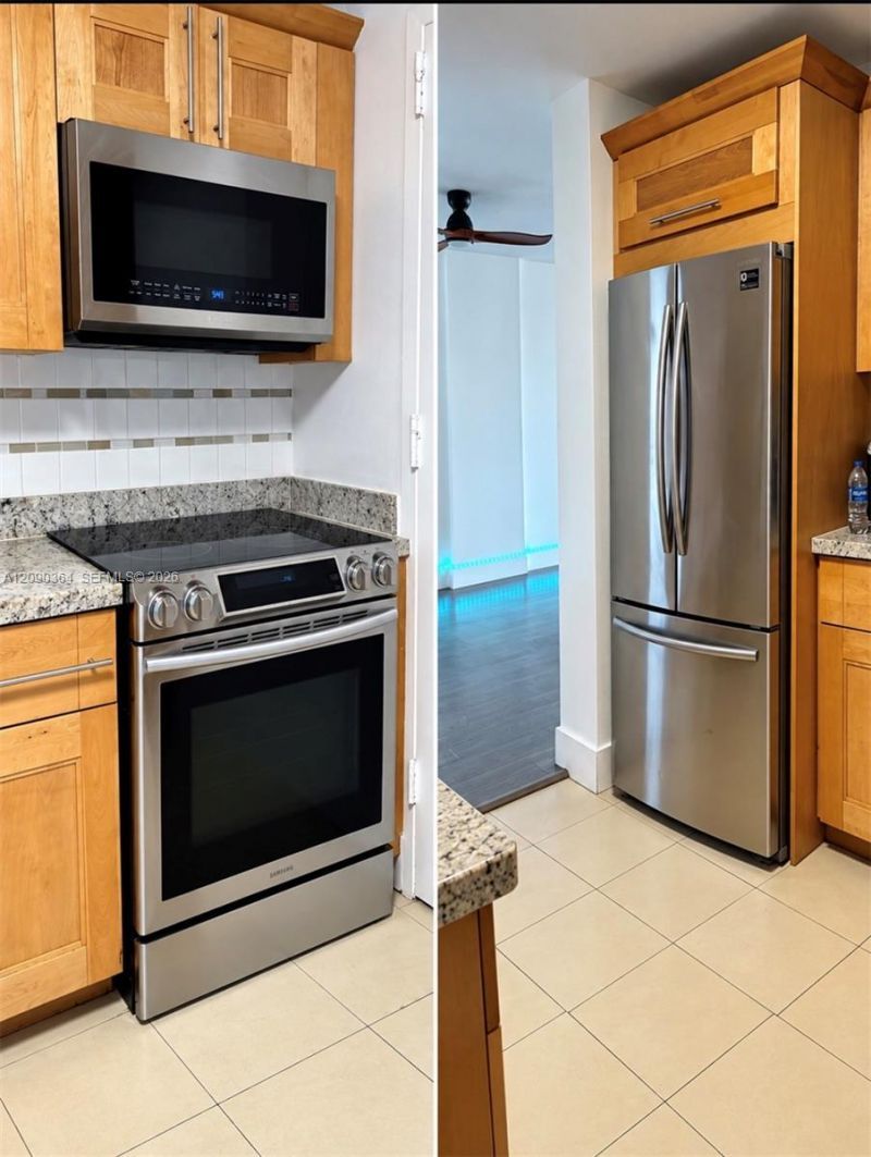 401 Golden Isles Dr, Unit 1015, Hallandale Beach, FL 33009 Photo