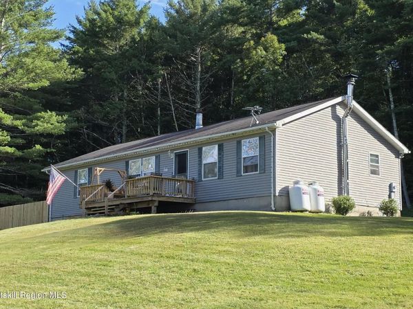 49 Long Lane, Cairo, NY 12413