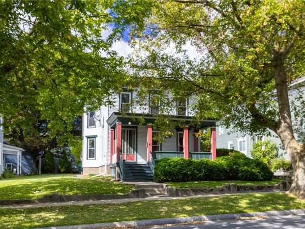 40 W Gibson Street, Canandaigua, NY 14424
