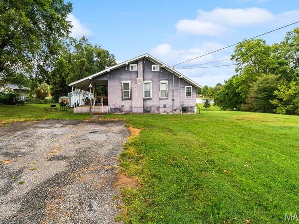 221 S Second Street, O'Fallon, IL 62269