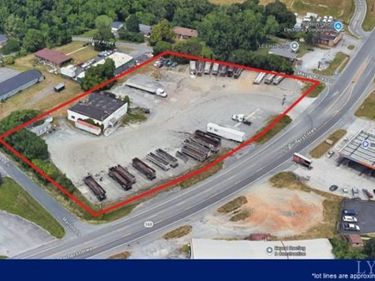 5216 S Amherst Highway, Madison Heights, VA 24572