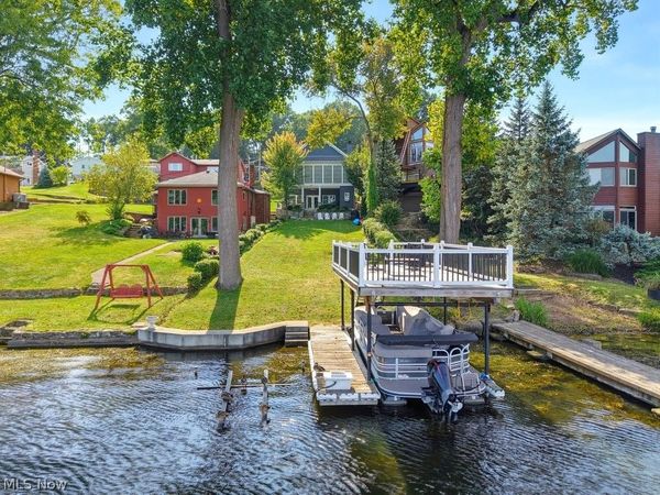 335 Dorwil Drive , Coventry, OH 44319