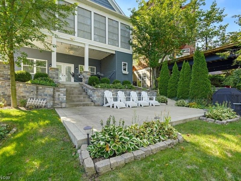 335 Dorwil Drive, Coventry, OH 44319 Photo 9