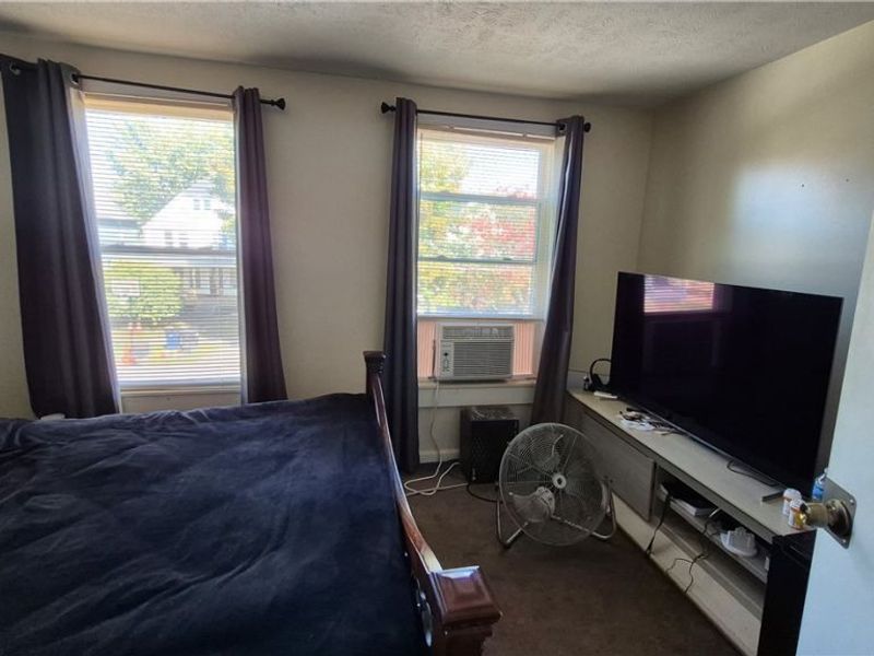 3917 Mapledale Avenue, Cleveland, OH 44109 Photo 6