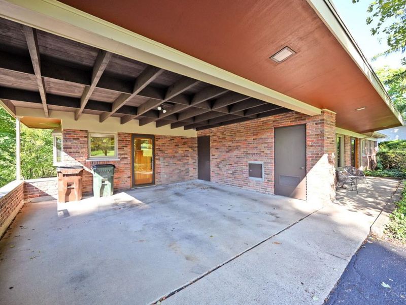 277 Compton Road, Wyoming, OH 45215 Photo 6