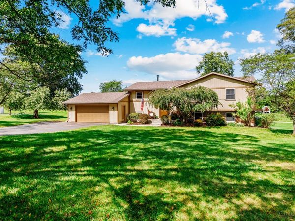 67 Lakeview Place, Wilmington, OH 45177