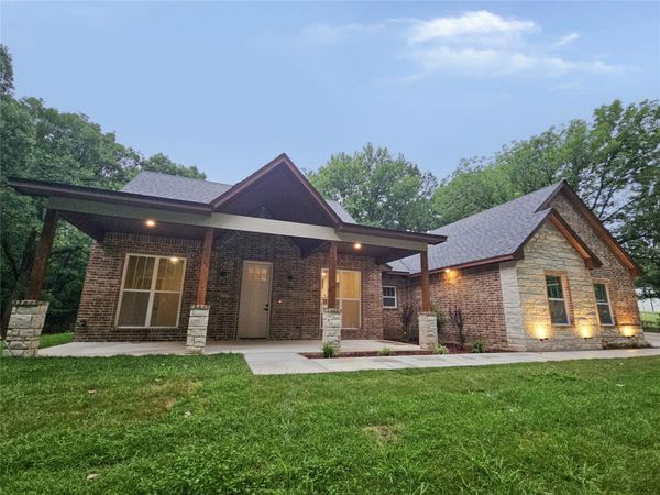 302 Oak Ridge Road, Fort Gibson, OK 74434