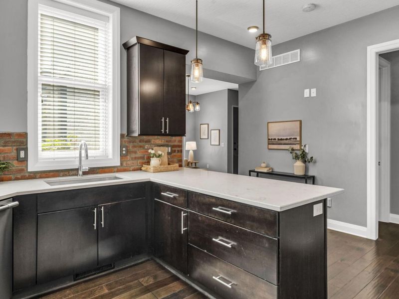 42 W 3rd Avenue, Unit B, Columbus, OH 43201 Photo 21