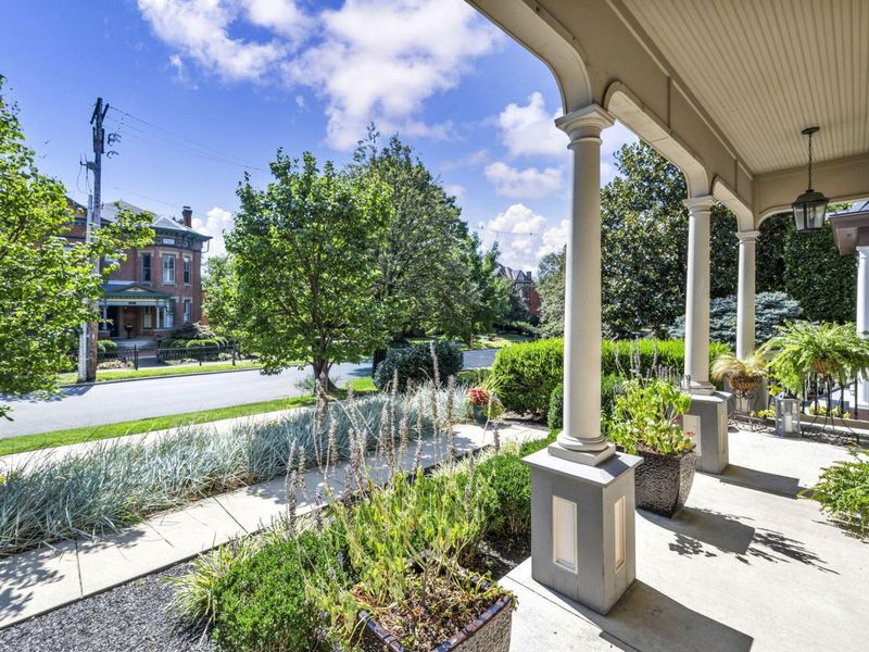 42 W 3rd Avenue, Unit B, Columbus, OH 43201 Photo 6