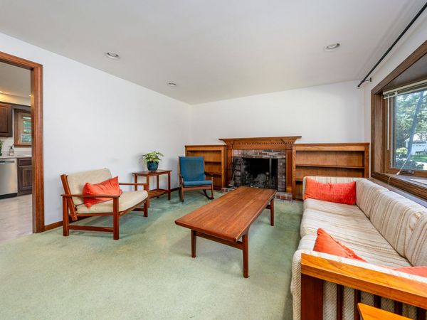 382 Mariner Circle, Cotuit, MA 02635