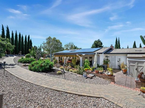 332 Bandini , Vista, CA 92083