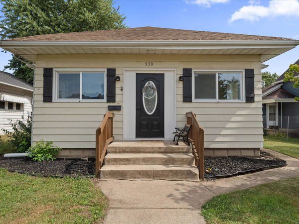930 S 28th Street, South Bend, IN 46615