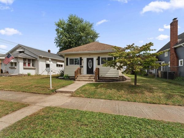 930 S 28th Street, South Bend, IN 46615