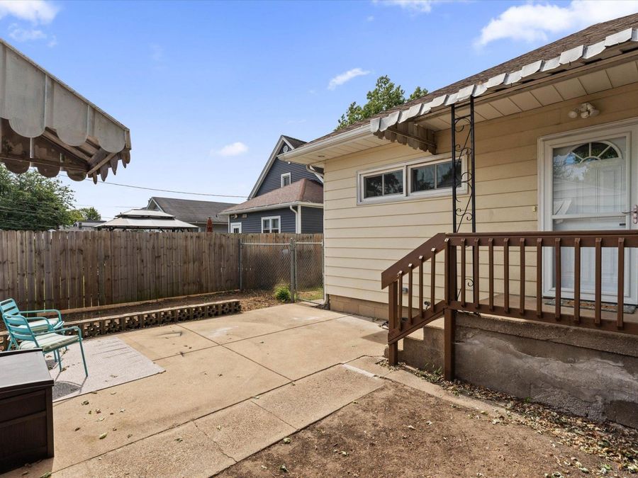 Property Image 32