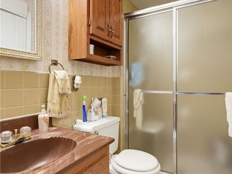 1780 E Parkhaven Drive, Seven Hills, OH 44131 Photo 20