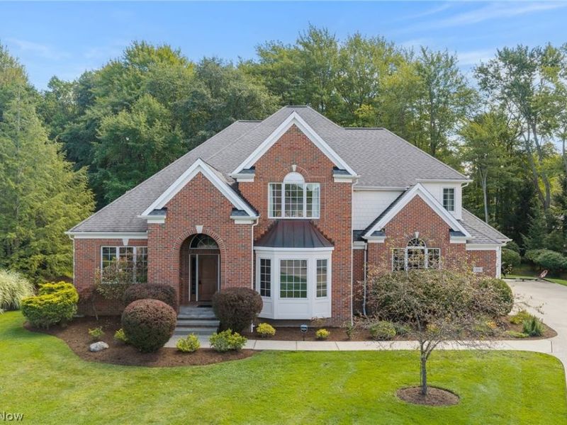 315 Capital Hill Circle, Orange Village, OH 44022 Photo 3
