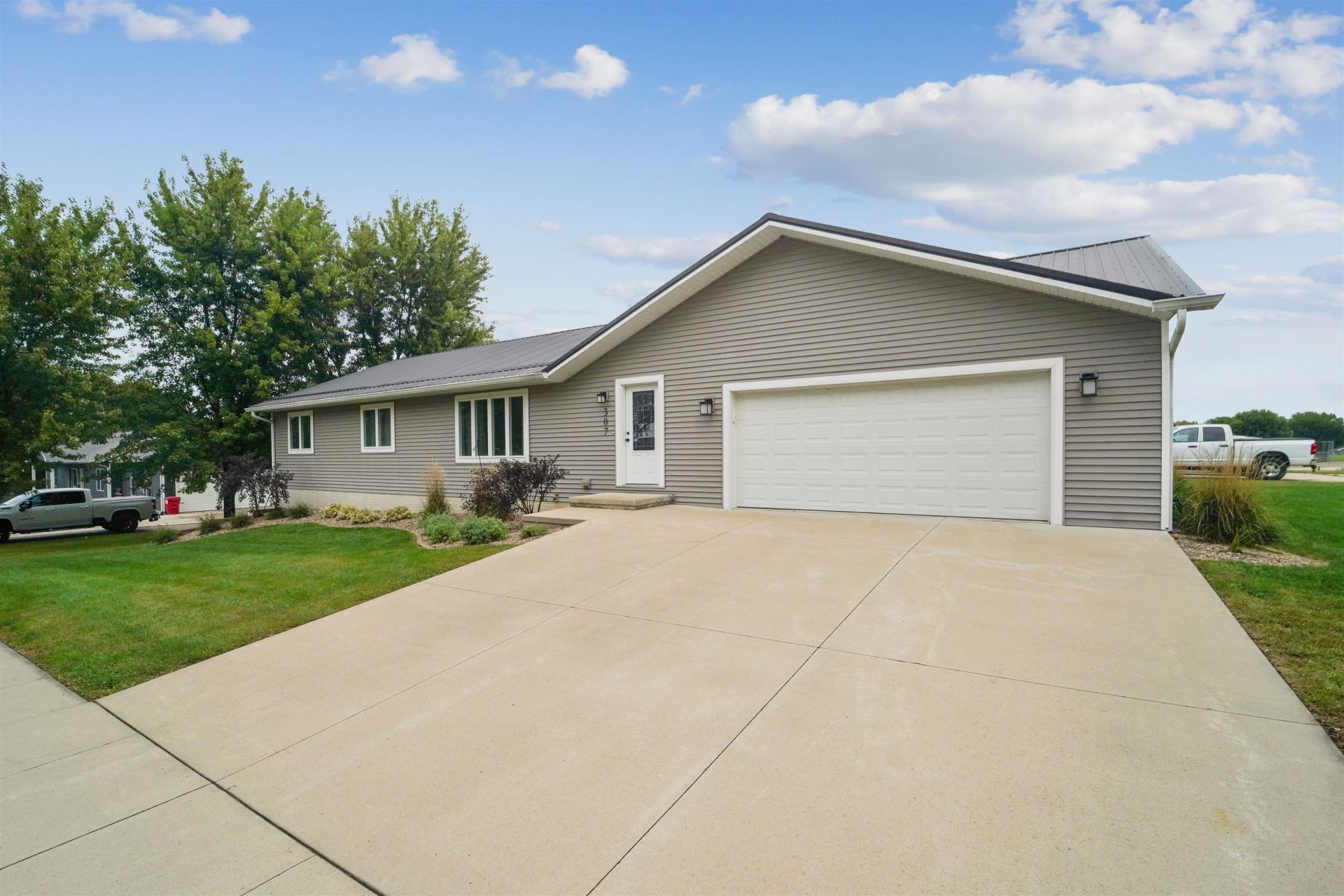 307 Jefferson Street, Dunkerton, IA 50626 Main Photo