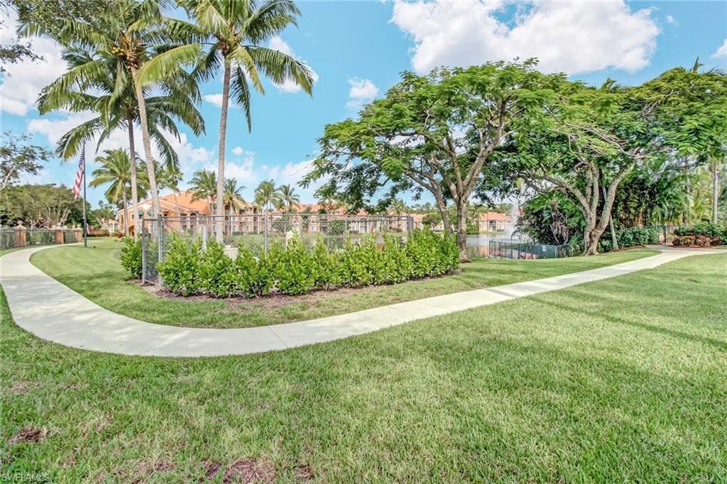 1195 Wildwood Lakes Blvd , Unit 202, Naples, FL 34104 Photo