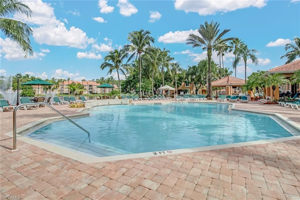 1195 Wildwood Lakes Blvd , Unit 202, Naples, FL 34104 Photo