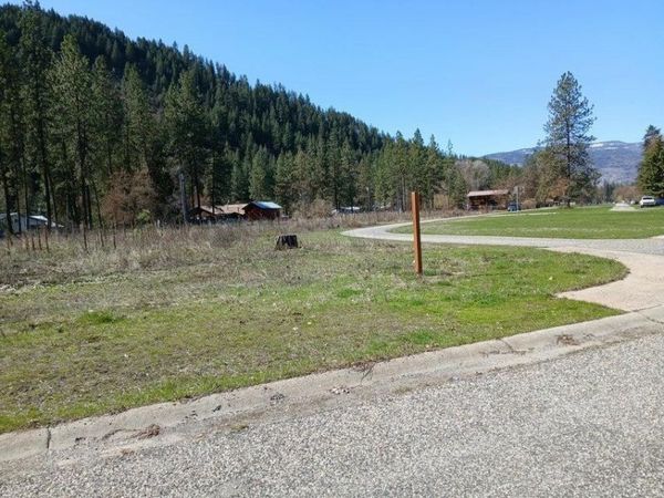 1308 N Minter Blvd, Marcus, WA 99151
