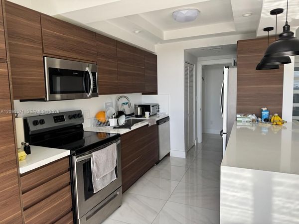 2000 Island Blvd , Unit 2808, Aventura, FL 33160