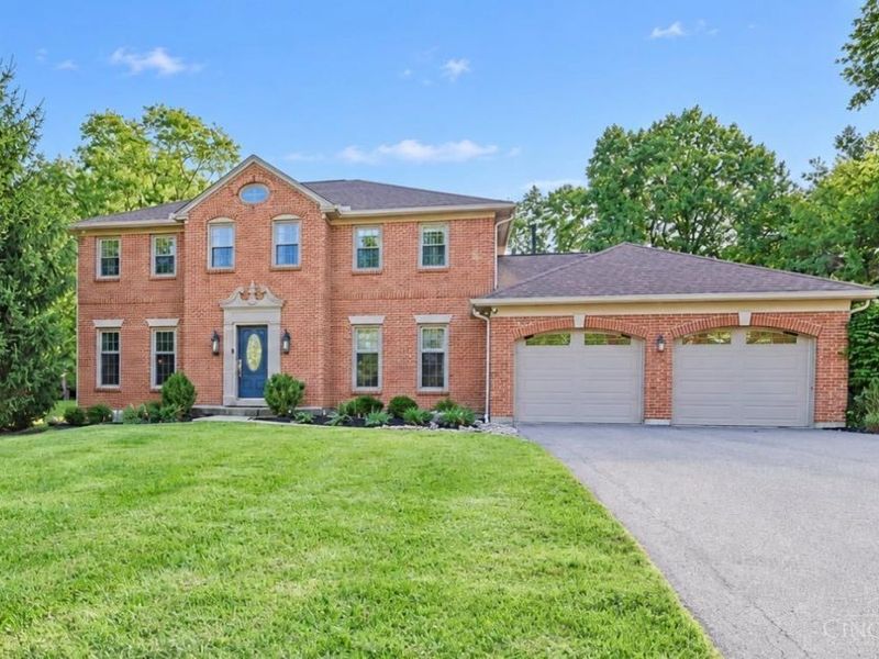 824 Shawnee Trace Court, Anderson Township, OH 45255 Photo 1