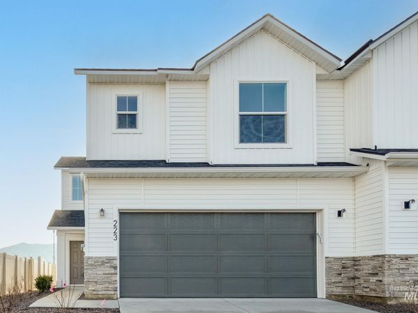 100 Bighorn St, Horseshoe Bend, ID 83629