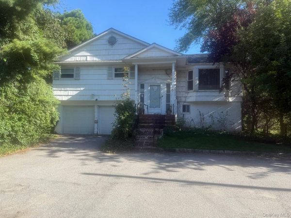 22 Woodmere Boulevard , Woodmere, NY 11598