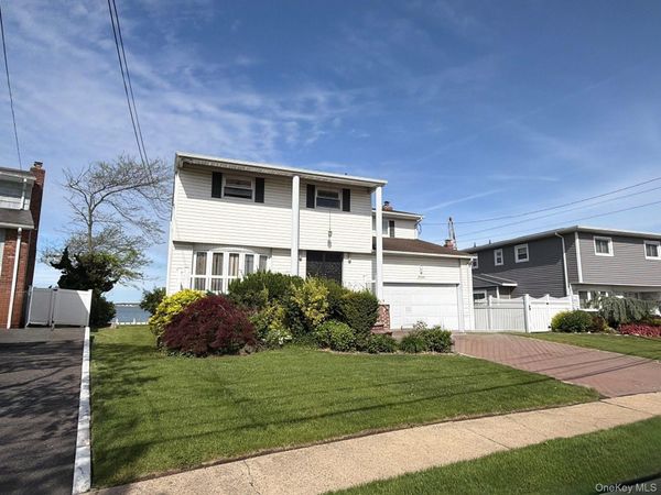 3588 Bertha Drive , Baldwin, NY 11510