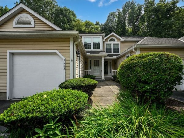 2942 Heatherwood Court , Stow, OH 44224