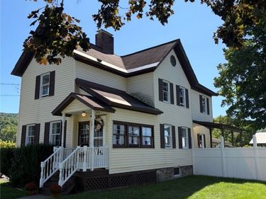 36 Maydole Street , Norwich, NY 13815