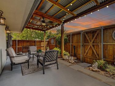 13640 Flagstone Lane, Dallas, TX 75240