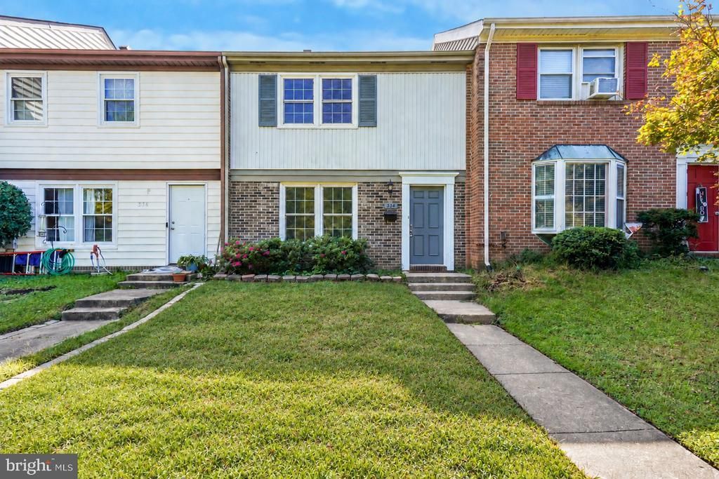 334 Garfield Court, Fredericksburg, VA 22408 Main Photo