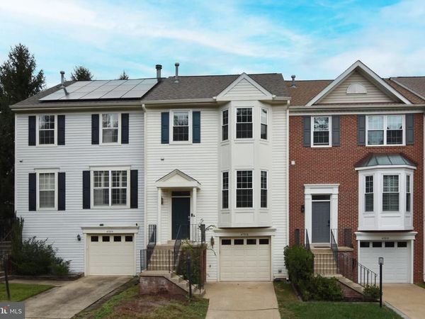 47616 COMER SQUARE, STERLING, VA 20165