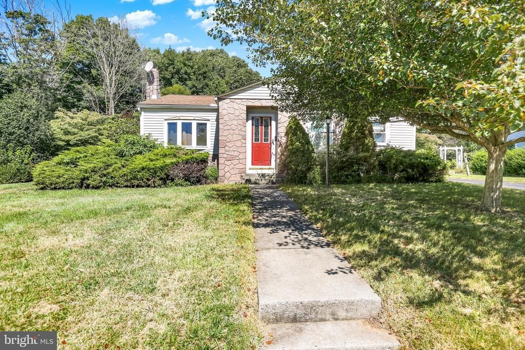 44 ALSACE AVENUE, TEMPLE, PA 19560