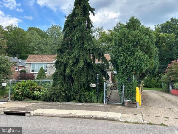 8519 BENTON AVENUE, PHILADELPHIA, PA 19152