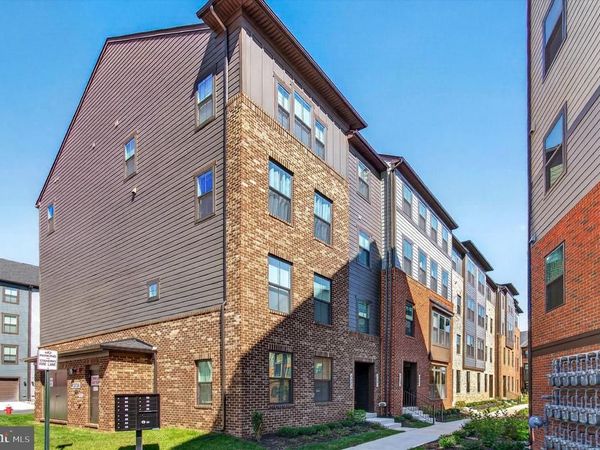 4373 BLACK TULIP WAY , Unit 241, CHANTILLY, VA 20151