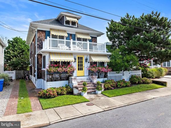 215 OCEAN STREET, BEACH HAVEN, NJ 08008